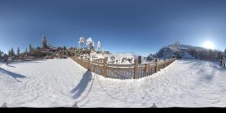 4 雪洞坪